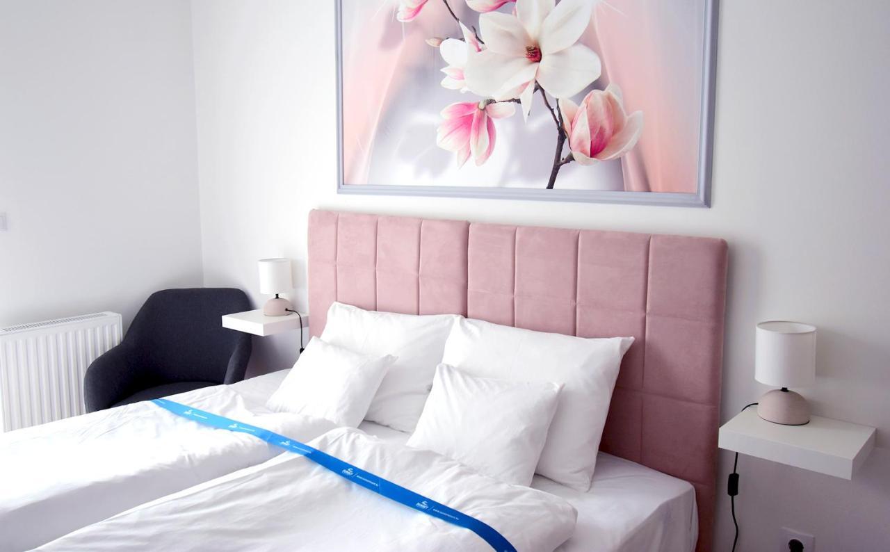 Sunset Resort - Lakeside Boutique Apartments Fonyód Extérieur photo